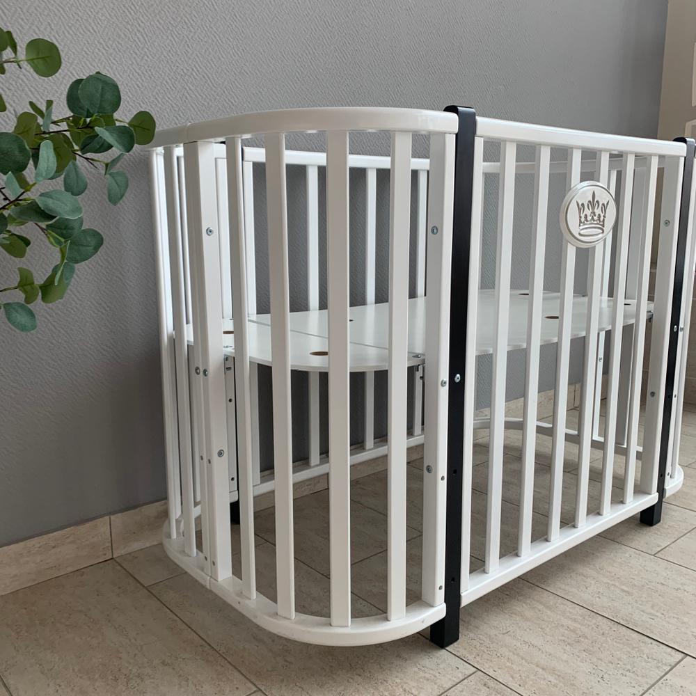 Кровать детская «Esenia» (2) автостенка, поперечный маятник, колесо (белый/венге) 2 коробки