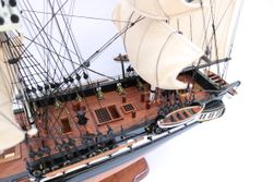 Van Der Heijden Модель парусника USS Constitution, США