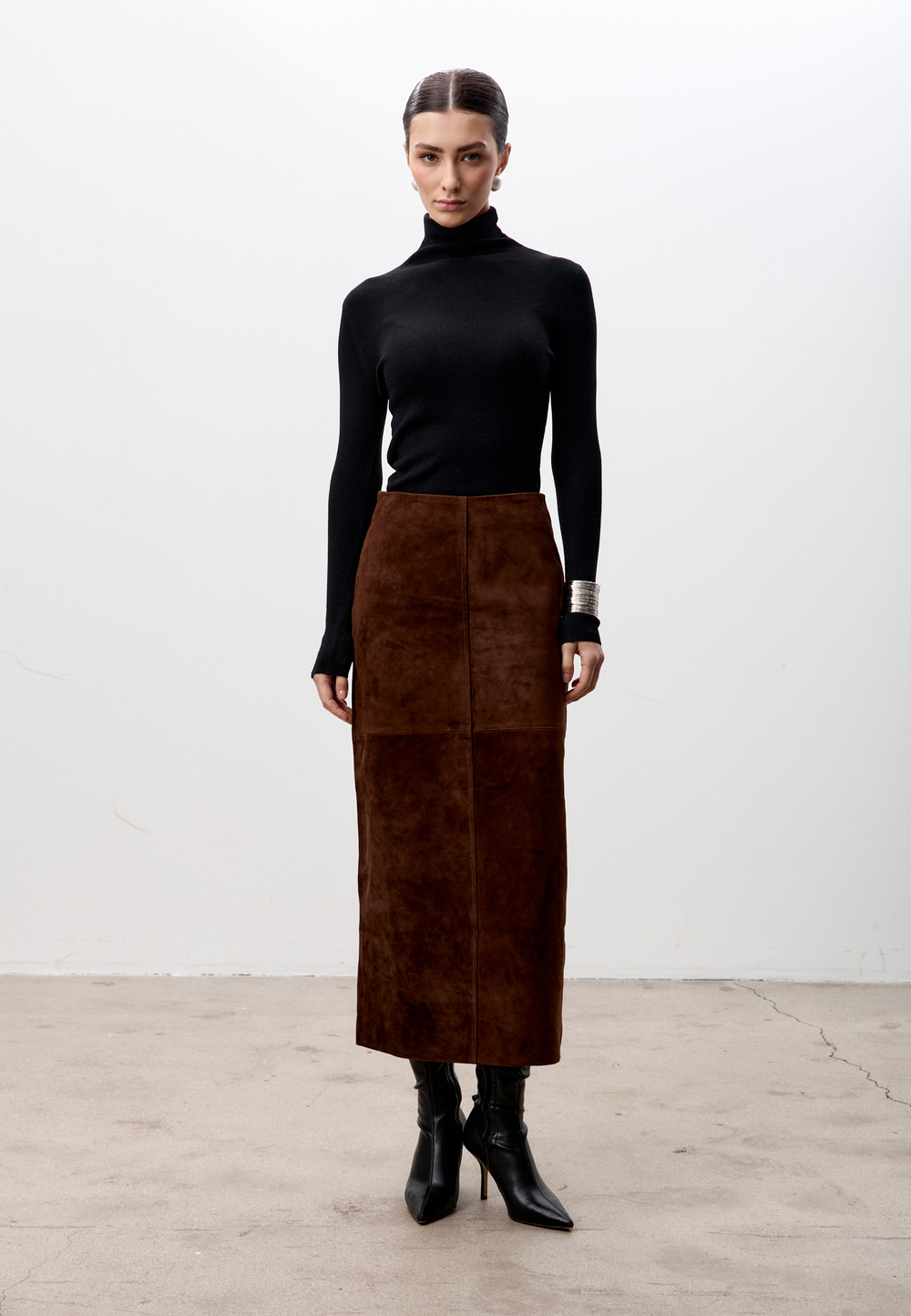 Юбка из натуральной замши