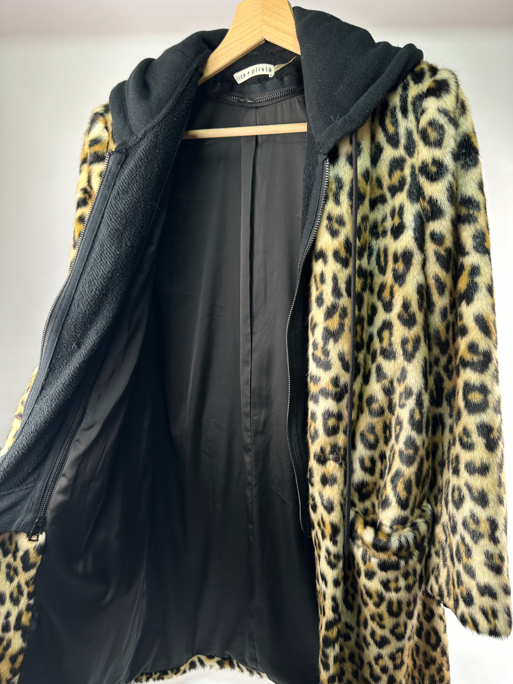 Шуба Alice + Olivia