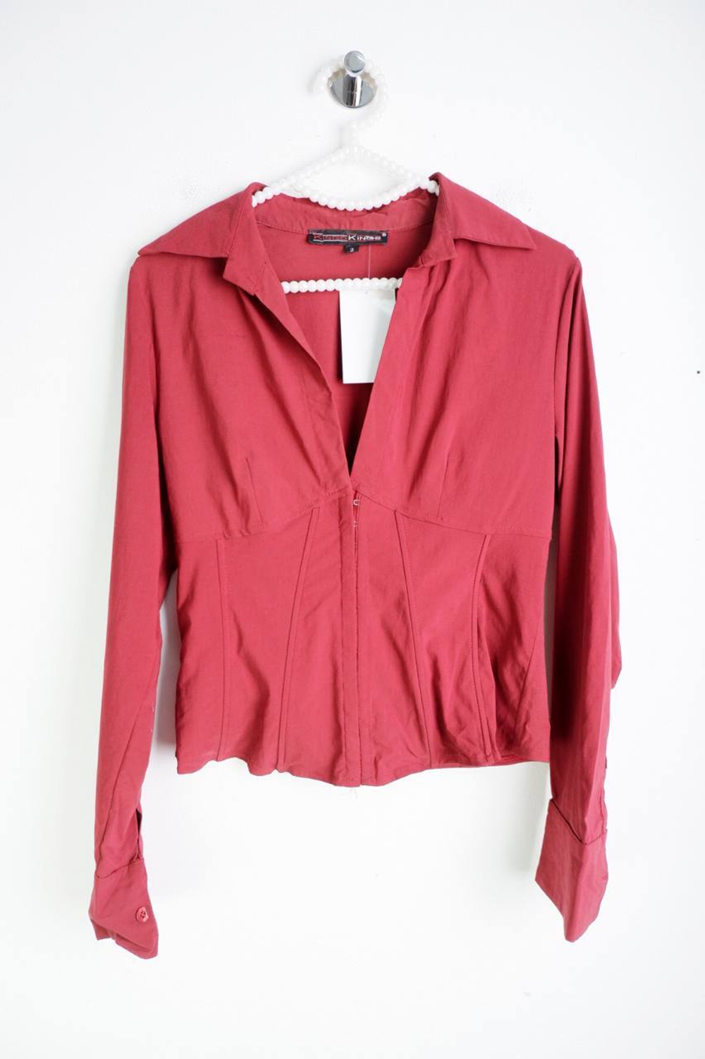 Блузка обтягивающего кроя, маркировка 2, визуально на 42 размер