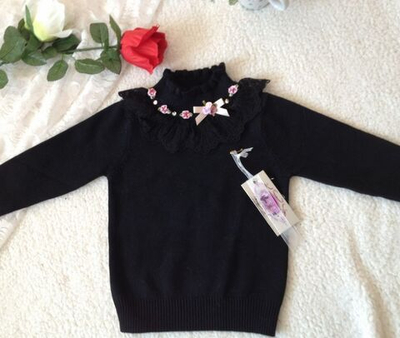 Водолазка детская с оборкой и цветами у горловины