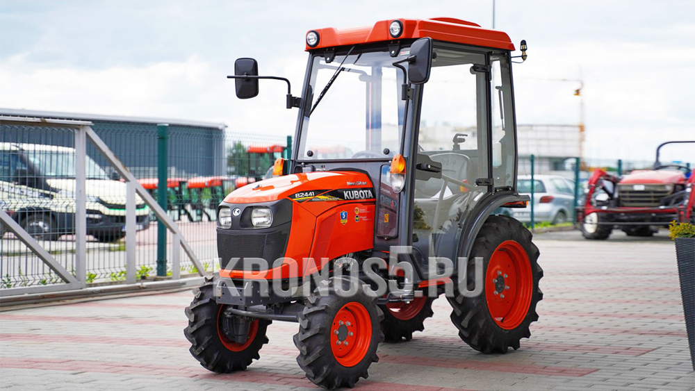 Трактор Kubota | Кубота B2441С 9+3 (Kubota India) STD agri 7.00-12 / 8.3-20 (с ПСМ)