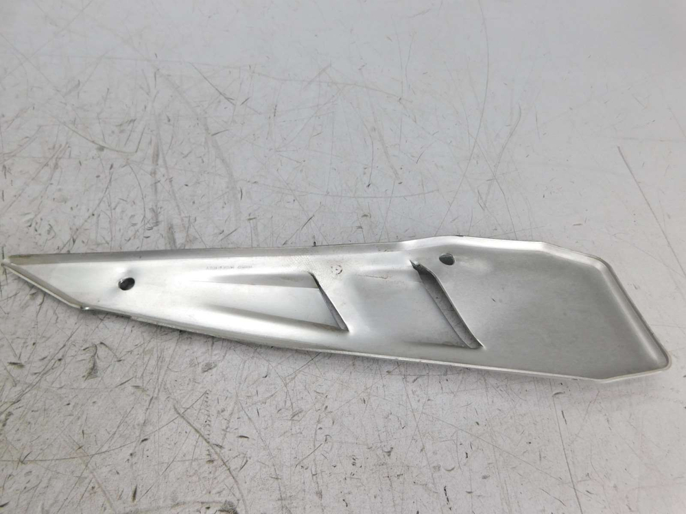 Крышка рамы правая Yamaha FZ1 Fazer RN21J