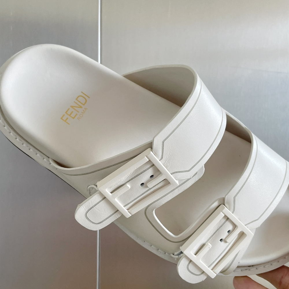 Fendi Feel Slides