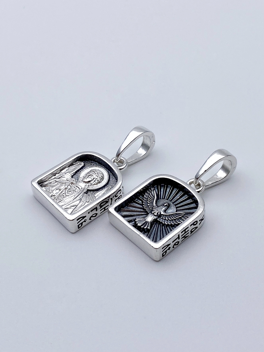 Образок из серебра/Частичное чернение/С подвижным ухом/Ангел