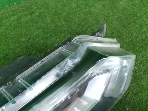 Битая Фара правая Nissan Qashqai 2 j11 (2017-2023) LED