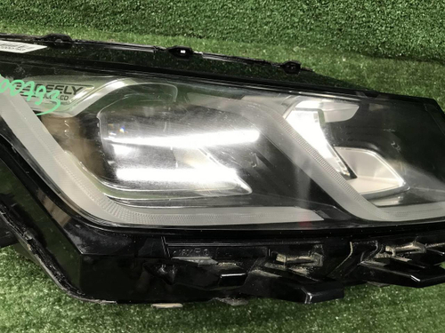 Битая Фара правая Geely Coolray (2019-2023) LED