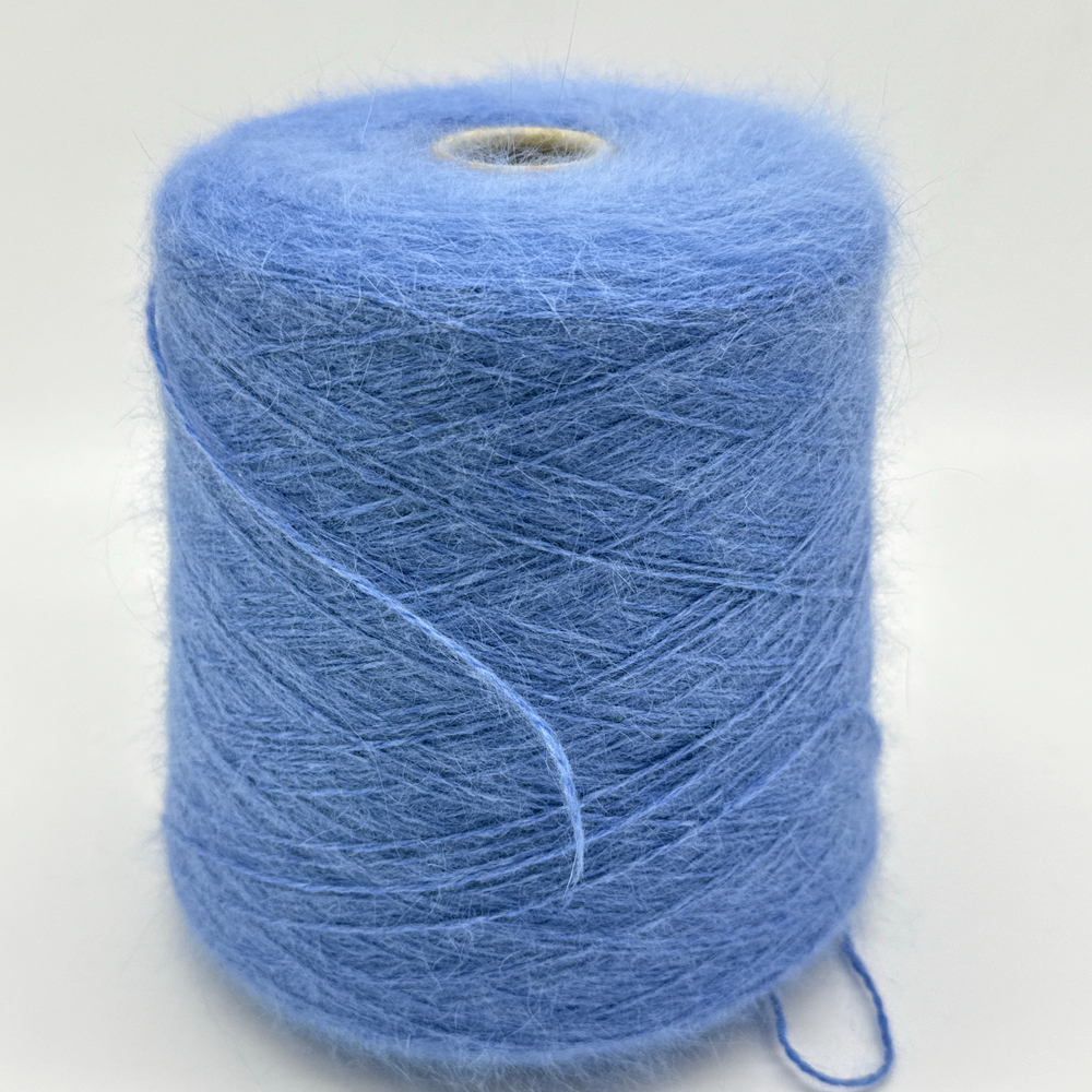 Пряжа Merinangora Alpina Cup 2/10 (70% ангора, 10% меринос, 20% па), 500м/100гр, небо