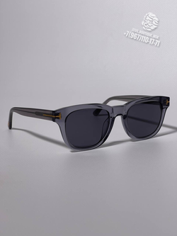 Солнцезащитные очки Tom Ford