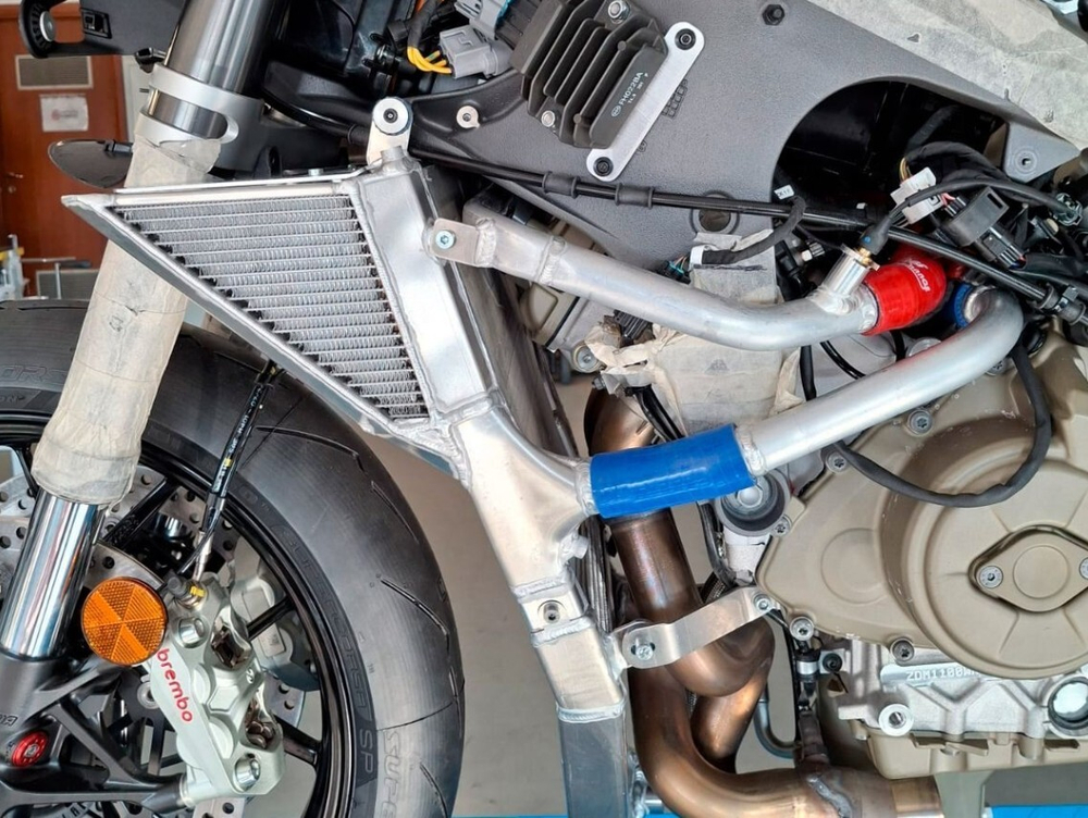 H2O Performance Увеличенный алюминиевый радиатор Ducati Panigale V4 (2025+) 116 EVO_PF