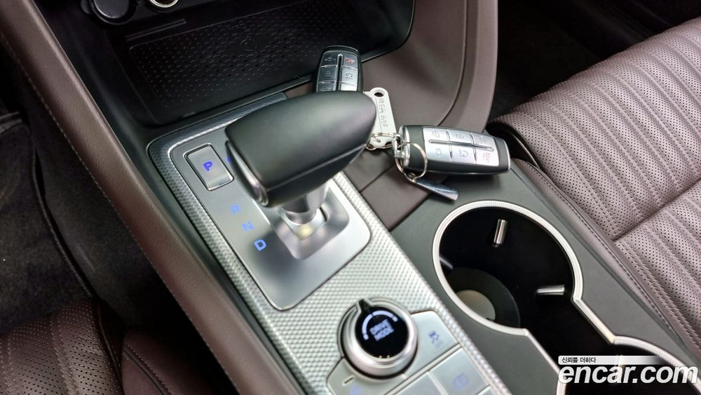 Genesis The New G70 Бензин 3.3T 4WD (03.2021)
