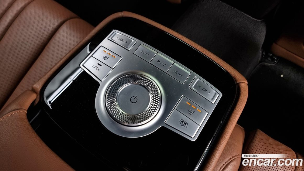 Genesis G80 (RG3) Бензин 2.5 Turbo 2WD (08.2020)