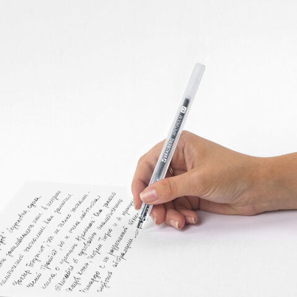 Ручка гелевая РОССИЯ "АРКТИКА-М", ЧЕРНАЯ, корпус тонированный, узел 0,7 мм, линия письма 0,5 мм, BRAUBERG, 143958