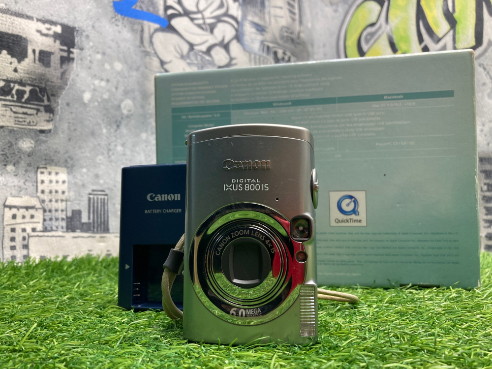 Canon Digital IXUS 800 IS
