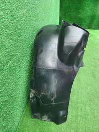 Подкрылок передний левый VW Polo Sedan (2010-2020)