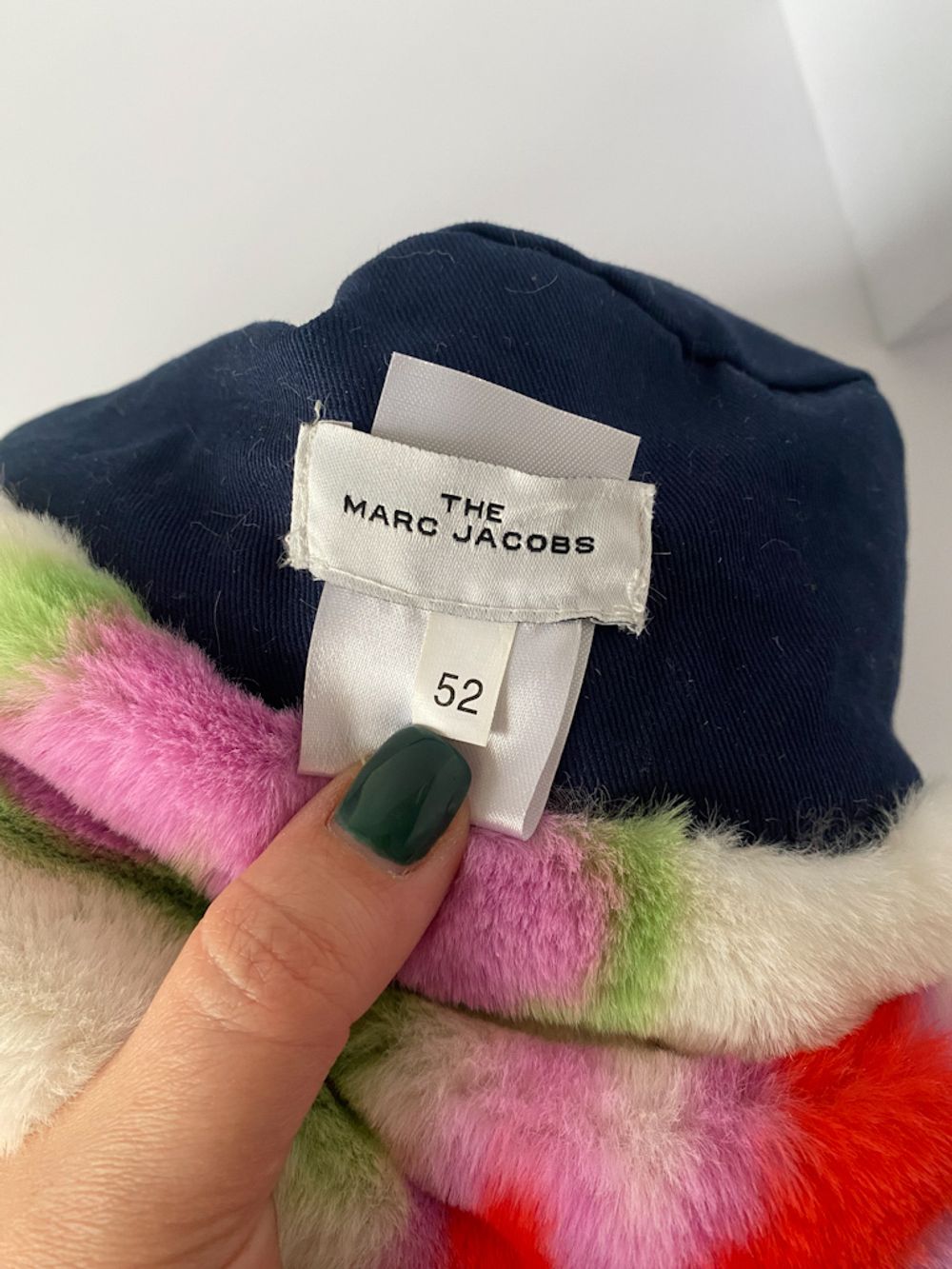 Меховая шапка Marc Jacobs, 128
