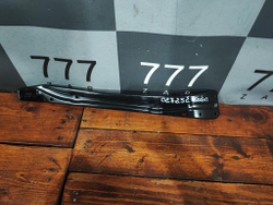 Кронштейн панели передней левый Skoda Kodiaq 16-нв Б/У Оригинал 565806929