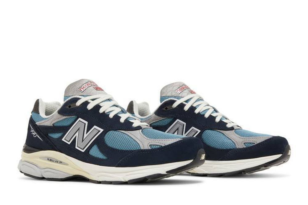 Кроссовки New Balance Teddy Madenb 990 V3