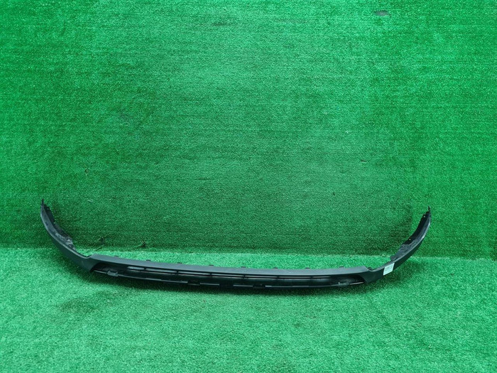 Юбка переднего бампера Volvo XC40 (2017-2022)