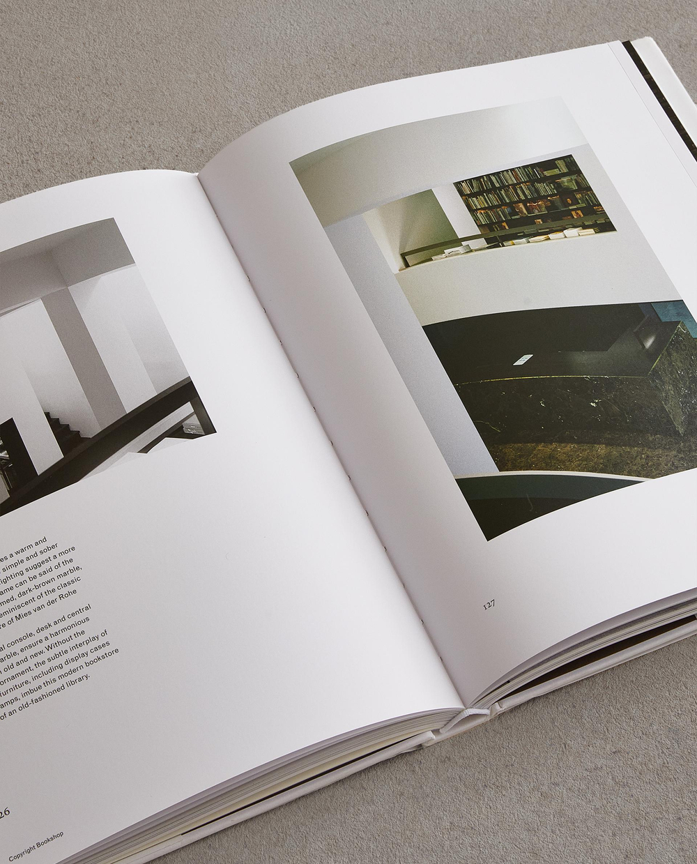 Vincent Van Duysen: Works 1989-2009. Альбом проектов архитектора (на английском языке)