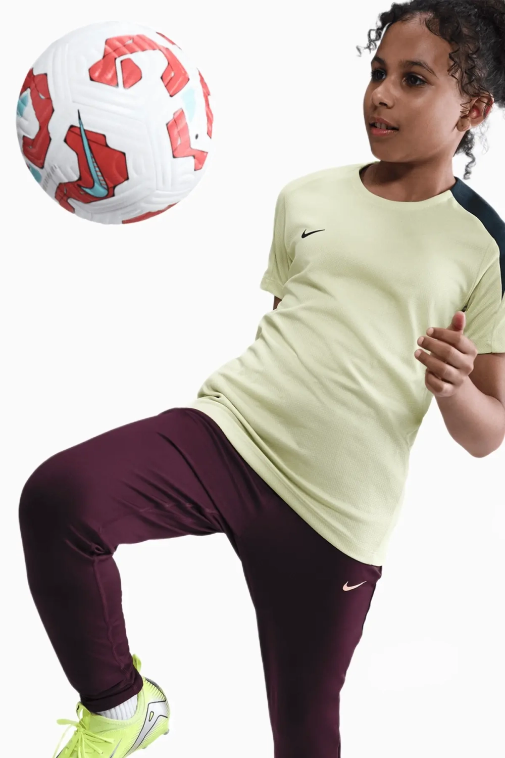 Штаны Nike Dri-FIT Strike 24 Junior - красный