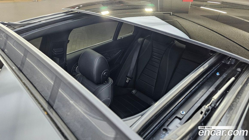 Mercedes-Benz E-Class W213 E350 4MATIC AMG Line (08.2022)