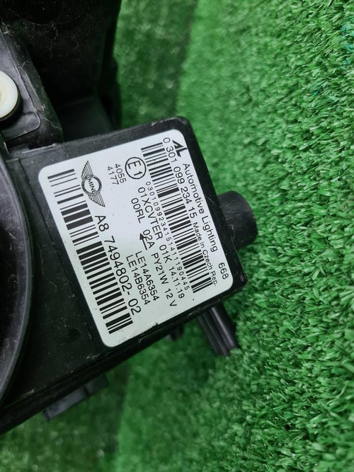 Битая Фара правая Mini Countryman F60 (2016-2020) LED