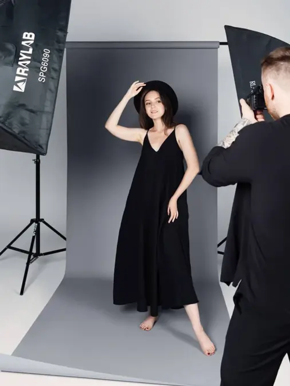 Фон бумажный Raylab 017 Light Grey светло-серый 1.35x6м