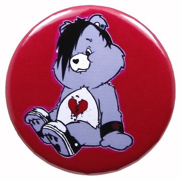 Значок Мишка с чёлкой и сердечком 36 мм (091)