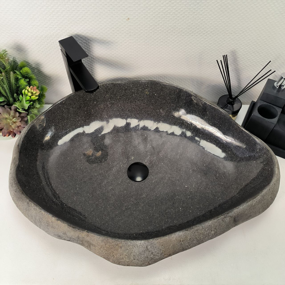 Раковина из речного камня RS-64963 76*54*15 0863