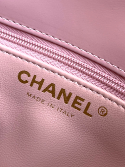 Chanel Bag 19 cm