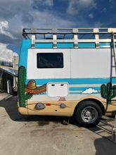 Окно откидное Mobile Comfort W7040P 700x400 мм, штора плиссированная, антимоскитка