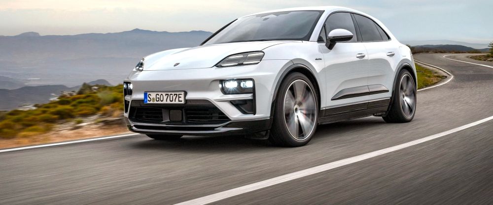 Porsche Macan EV Turbo Electric (2024)