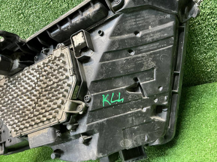 Фара правая Genesis G80 2 (2020-2024) LED