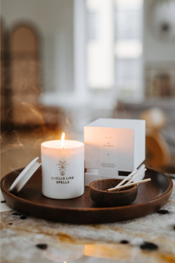 Smells Like Spells Major Arcana Judgement - ароматическая свеча /   250  g  / GTIN 4779040751062
