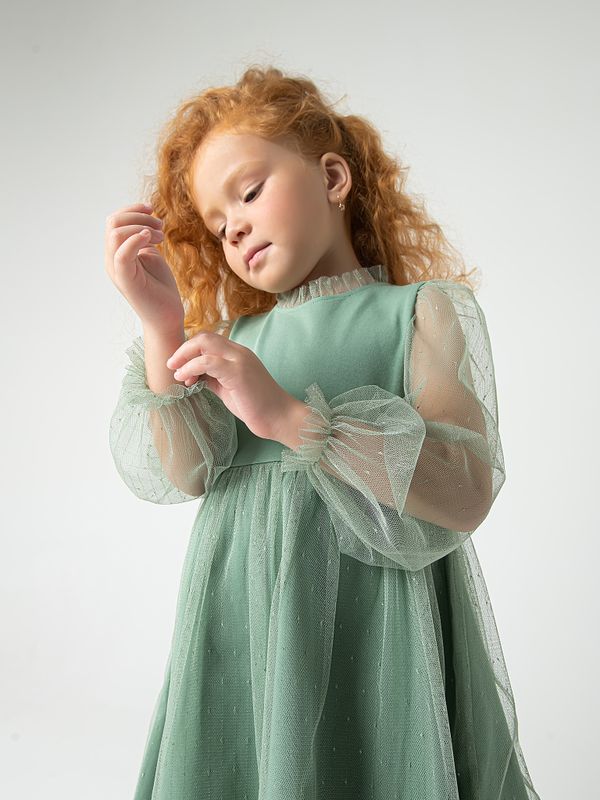 Платье с длинным рукавом и юбкой из фатина 