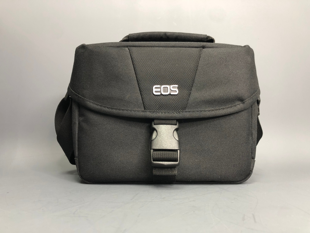 Canon EOS Shoulder Bag