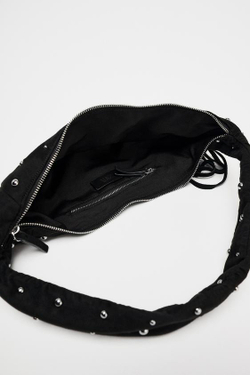 ZARA ОВАЛЬНАЯ СУМКА С ЗАКЛЕПКАМИ И БАХРОМОЙ, ЧЕРНЫЙ