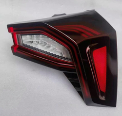 Задний фонарь двери багажника Geely Geometry E