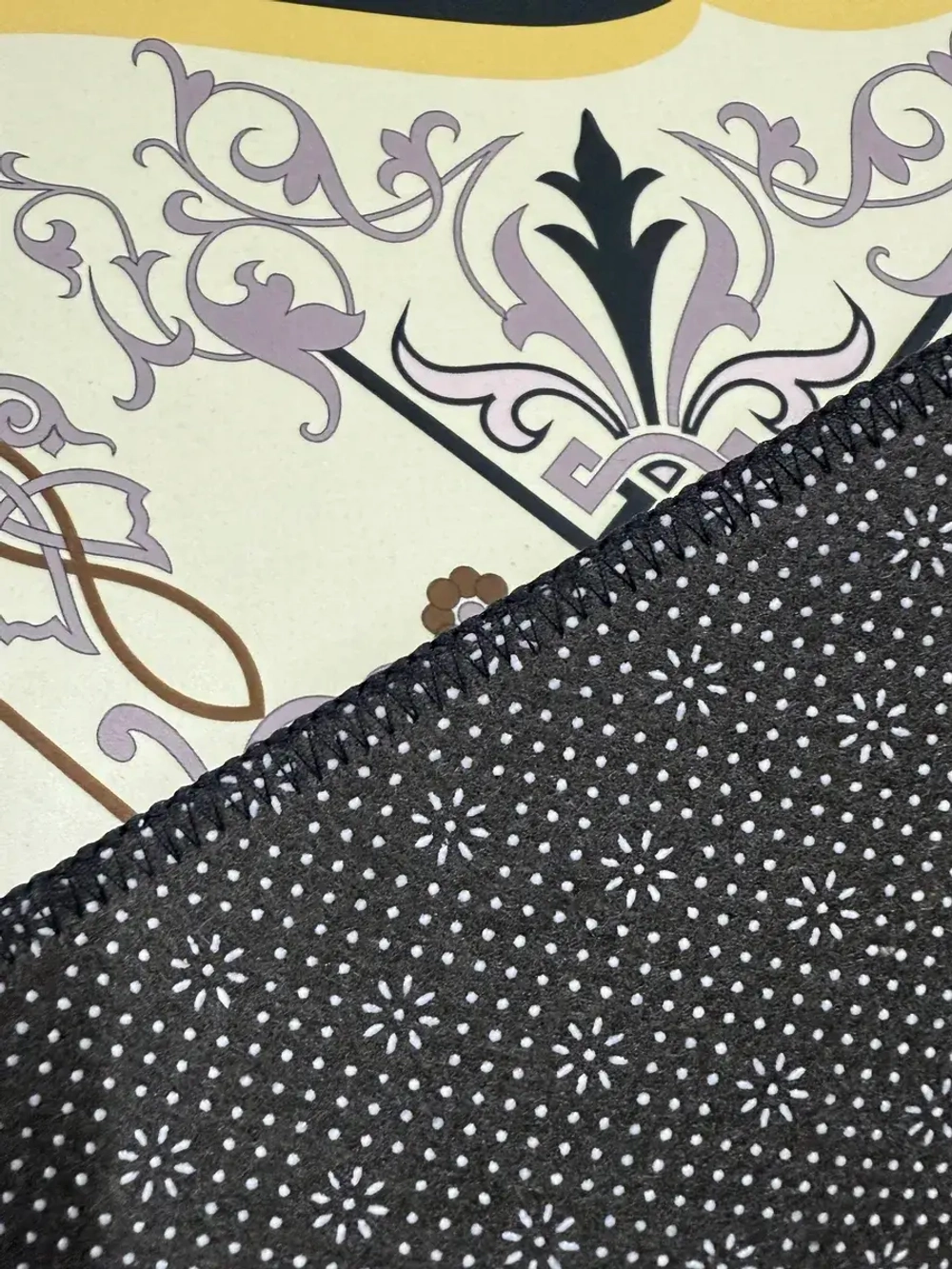 Прямоугольный безворсовый ковер 120х160 для дома