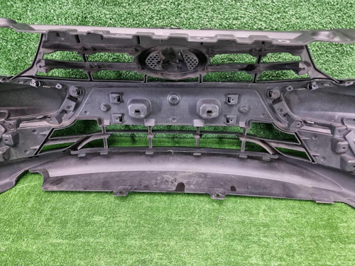 Бампер передний Lada Granta (2018-н.в.)