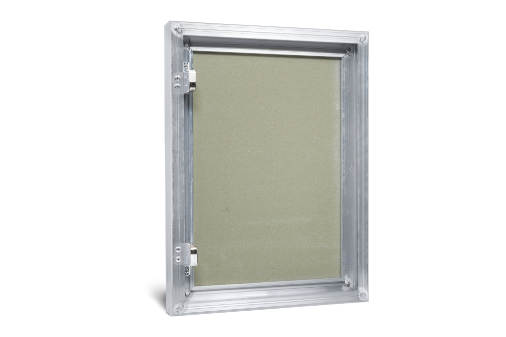 Люк под покраску Визионер Пилот 300х800 мм