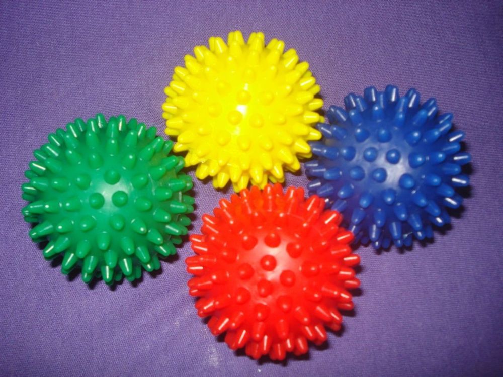 Шарик с шипами, 50 мм