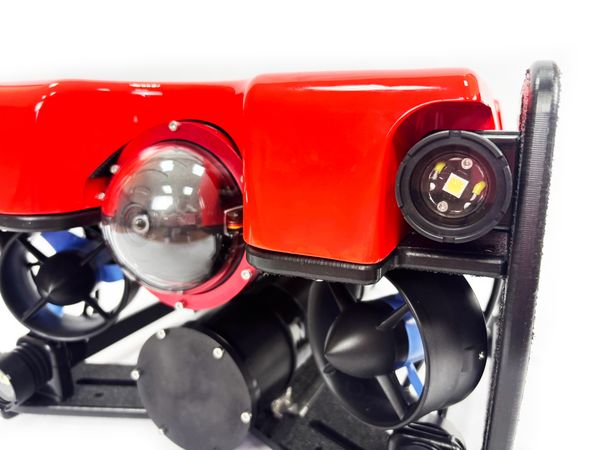 Подводный дрон 