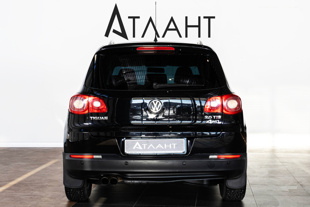 Volkswagen Tiguan, 2008 год