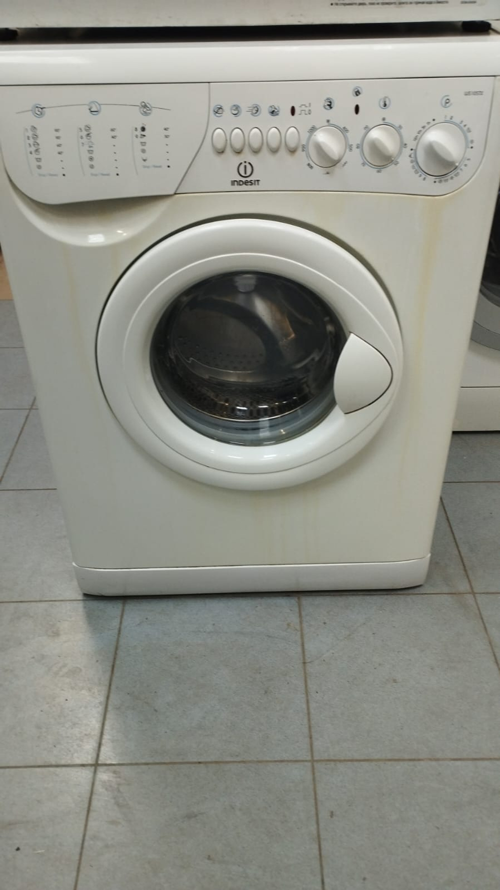 Стиральная машина Indesit WS105TX б/у