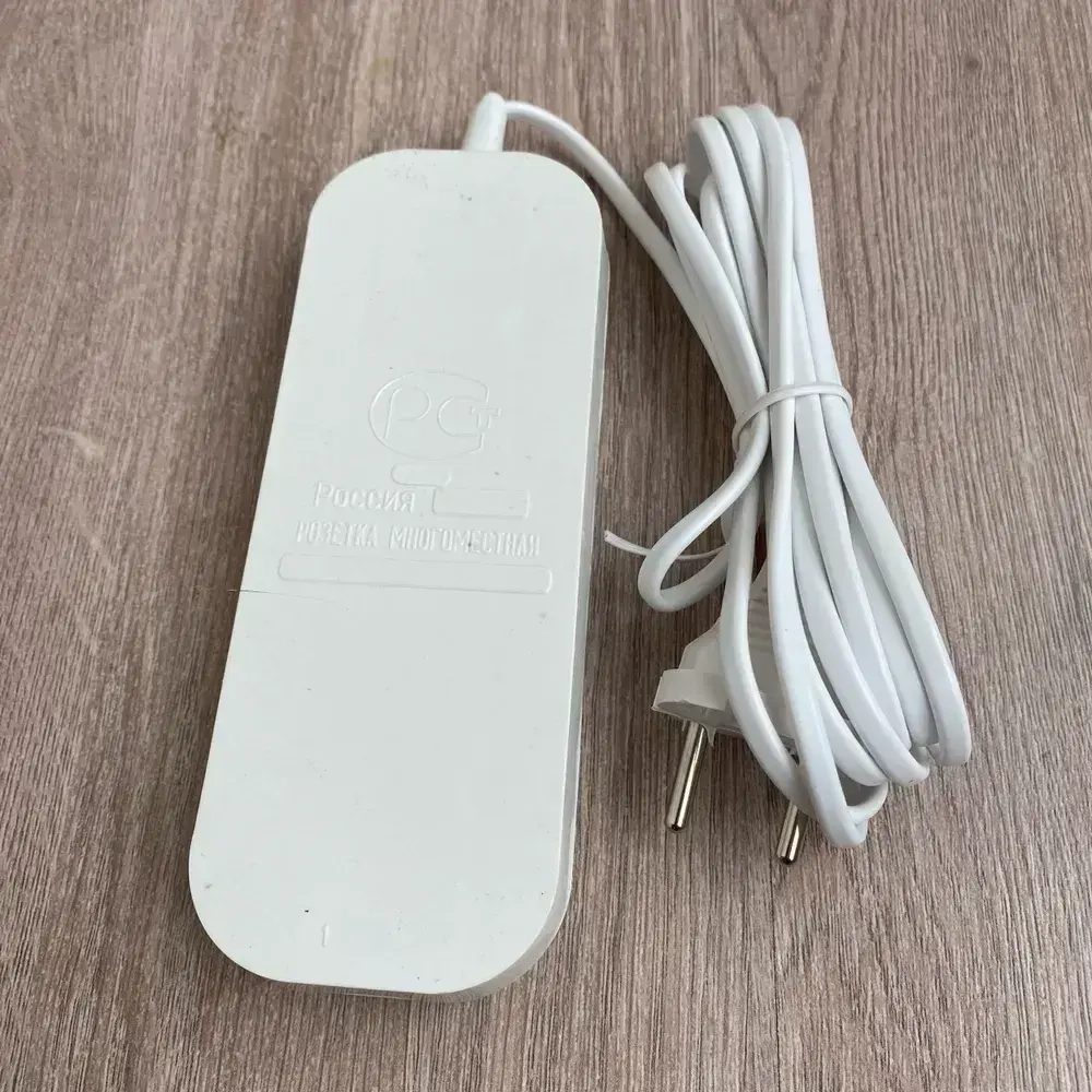 Электрический удлинитель тройник Obihod обиход ШВВП, 3м, белый, 6A