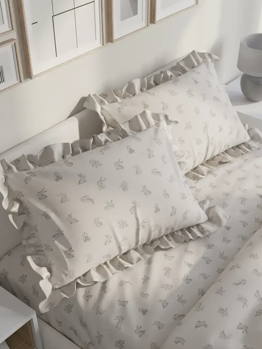 Декоративная наволочка с рюшами, оборками "Фландр" 40х60 см, 1 шт, без молнии