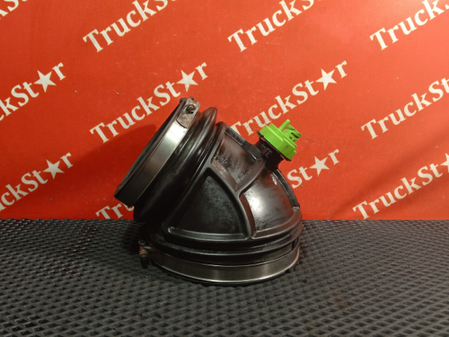 Патрубок воздушного фильтра